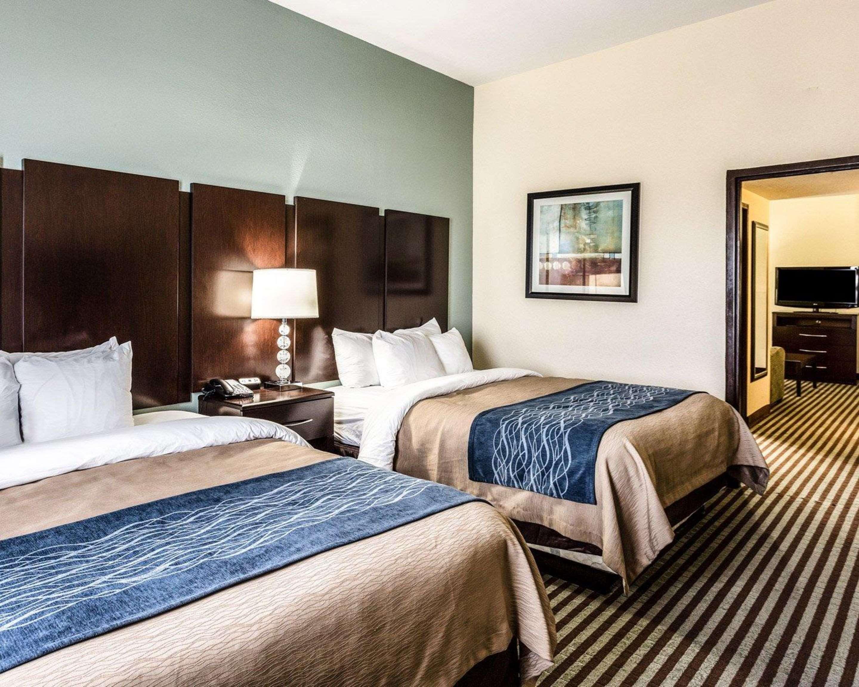 Comfort Inn & Suites Grenada Εξωτερικό φωτογραφία