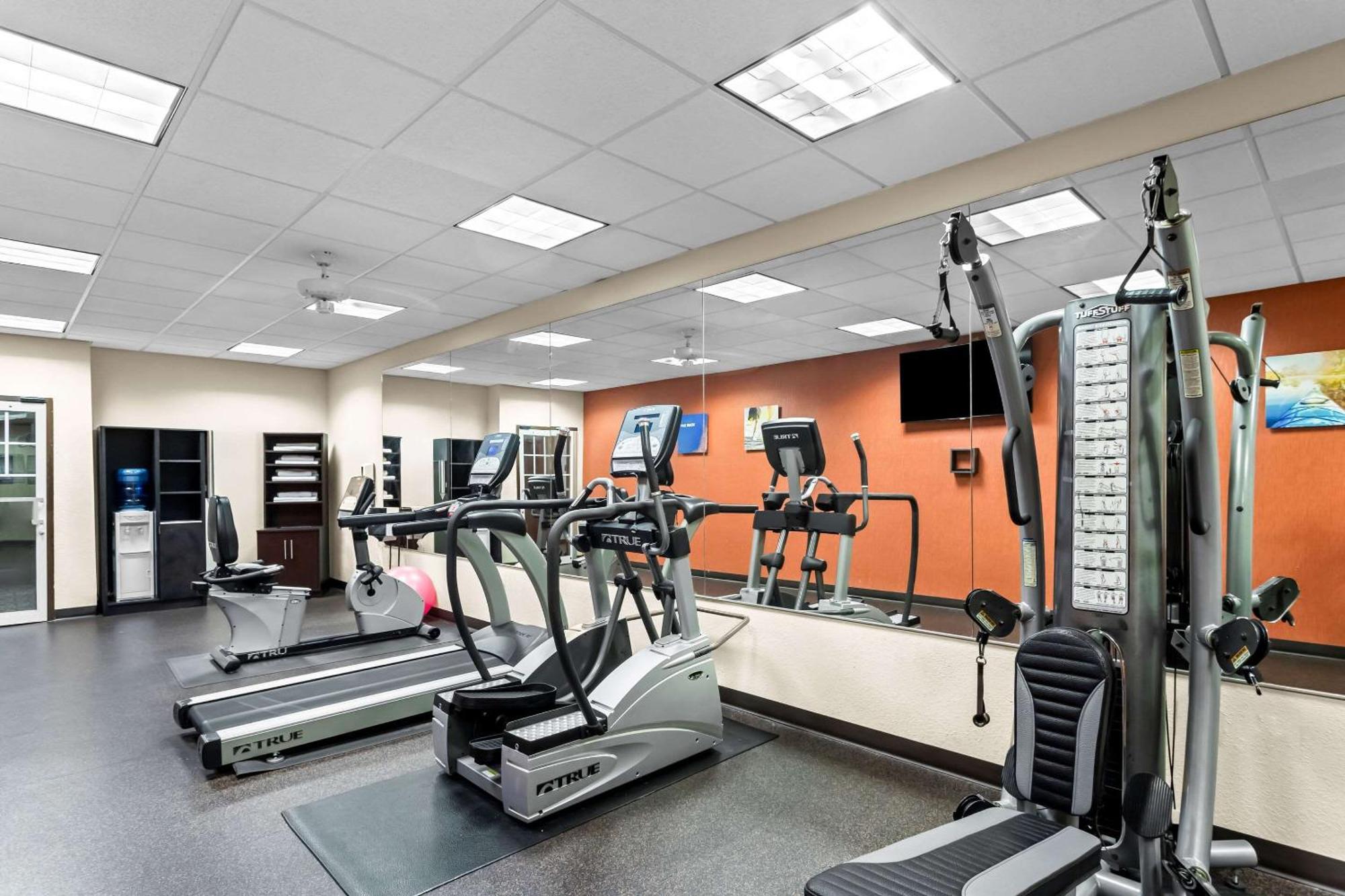 Comfort Inn & Suites Grenada Εξωτερικό φωτογραφία