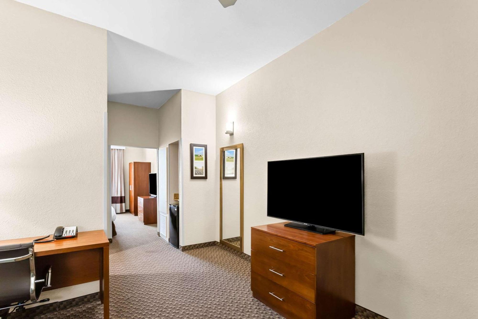 Comfort Inn & Suites Grenada Εξωτερικό φωτογραφία