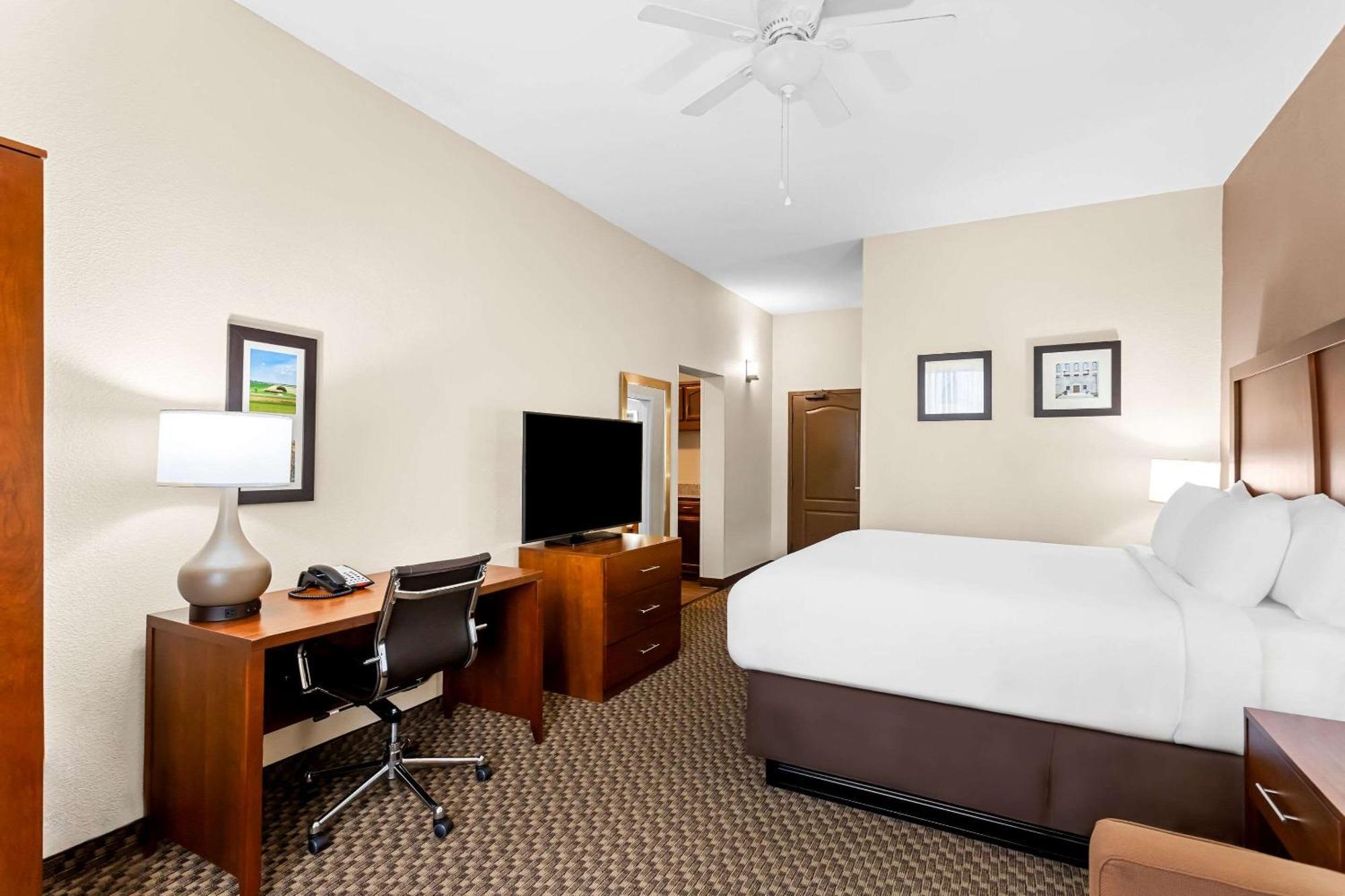 Comfort Inn & Suites Grenada Εξωτερικό φωτογραφία