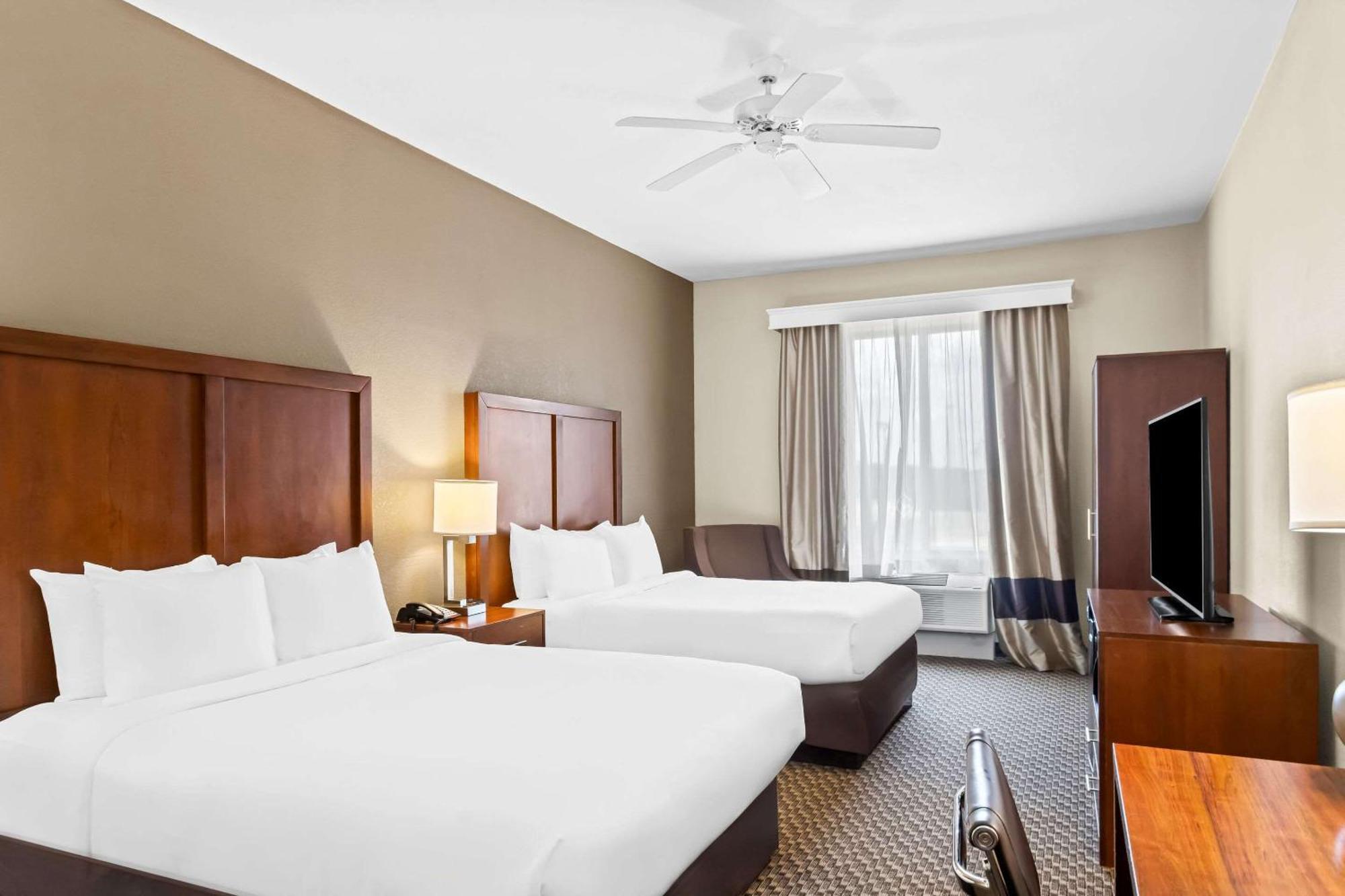Comfort Inn & Suites Grenada Εξωτερικό φωτογραφία