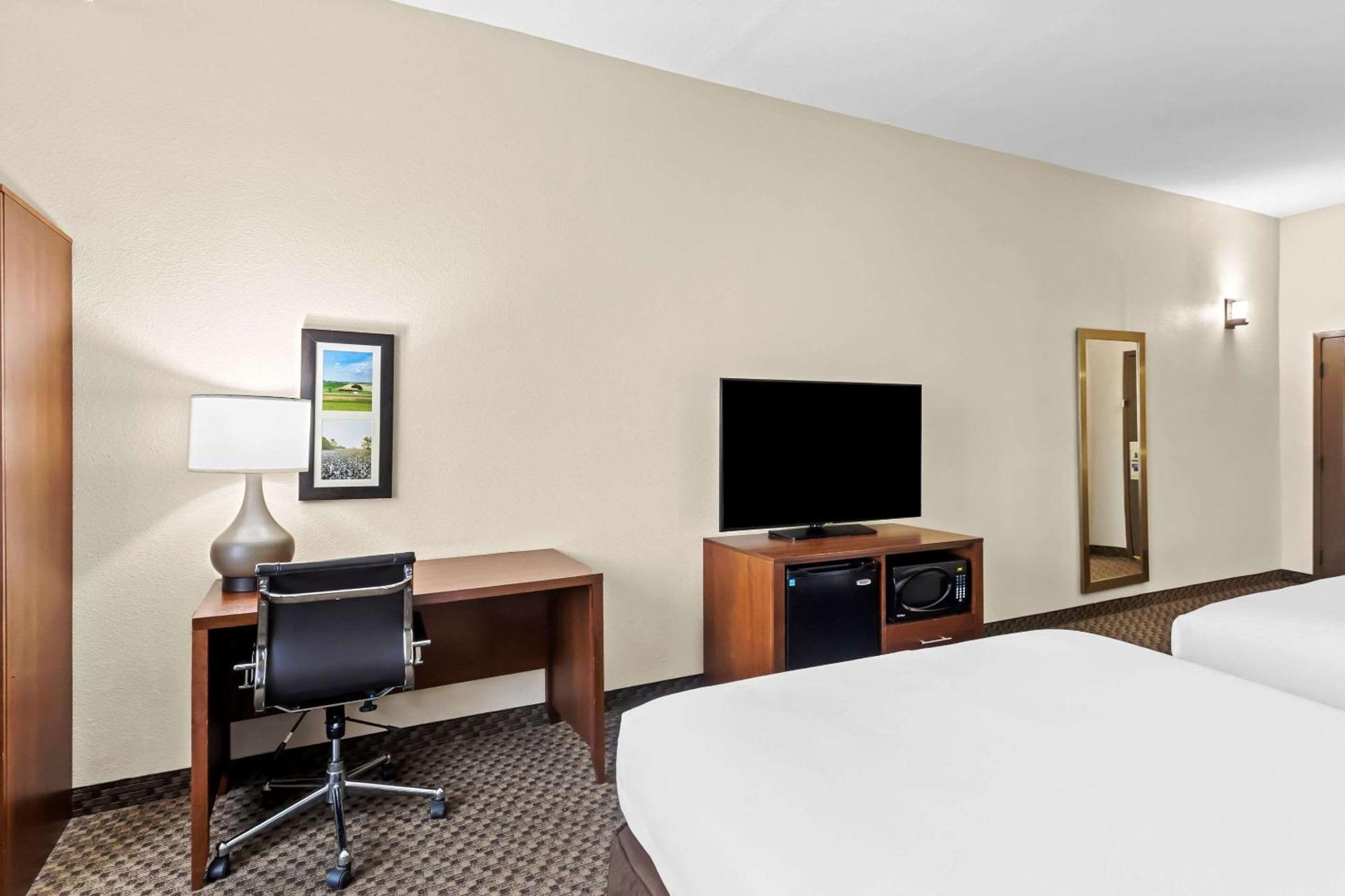 Comfort Inn & Suites Grenada Εξωτερικό φωτογραφία