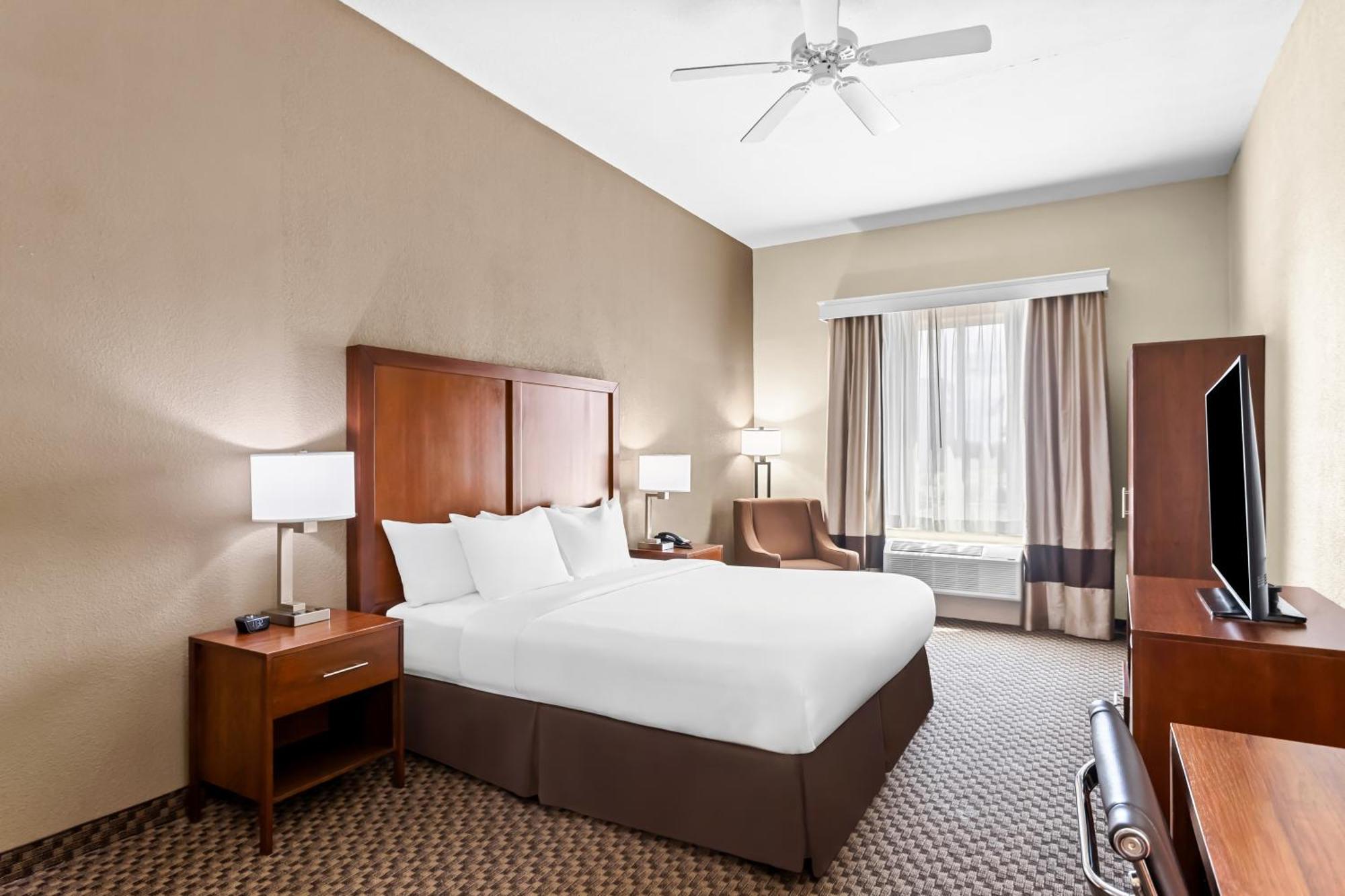 Comfort Inn & Suites Grenada Εξωτερικό φωτογραφία